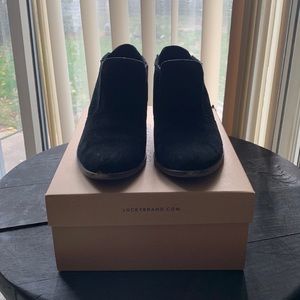 Lucky brand booties color black